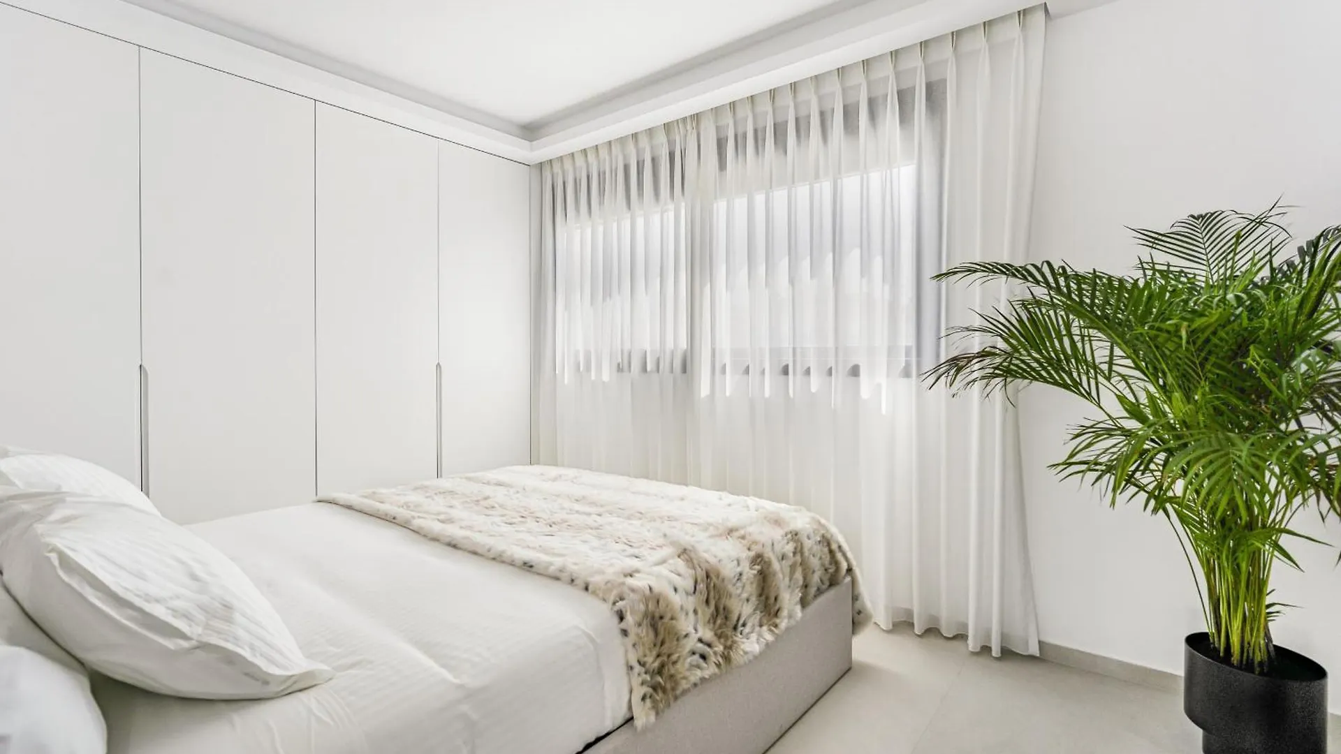 Casa Penati - Marbellamar 0*, Marbella