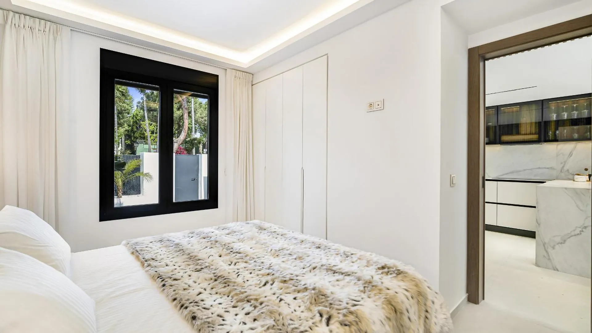 Semesterbostad Casa Penati - Marbellamar